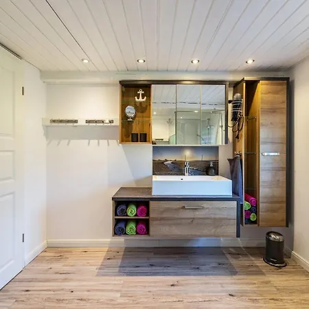 Casa de Férias Reetdachhaus Alter Deich