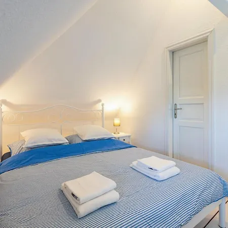 Reetdachhaus Alter Deich Casa de Férias